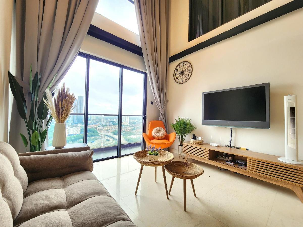 Loft Suite City View Jb Ciq 7Pax ยะโฮร์บาห์รู ภายนอก รูปภาพ