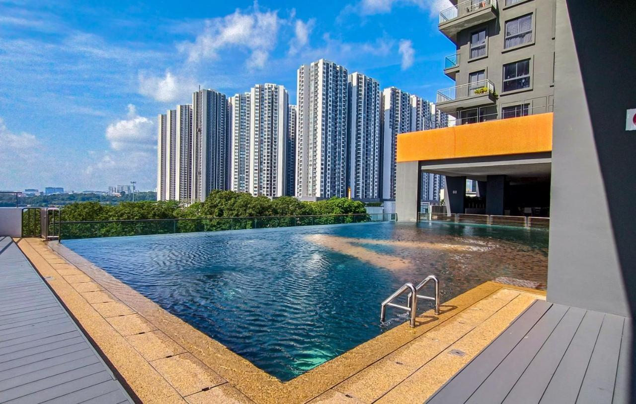 Loft Suite City View Jb Ciq 7Pax ยะโฮร์บาห์รู ภายนอก รูปภาพ